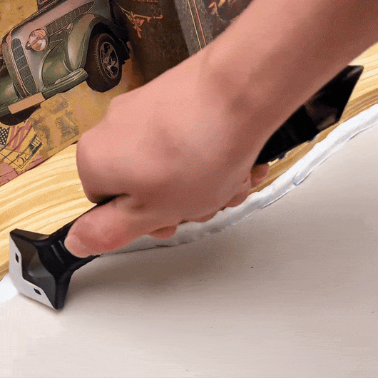 3-In-1 Caulking Tool